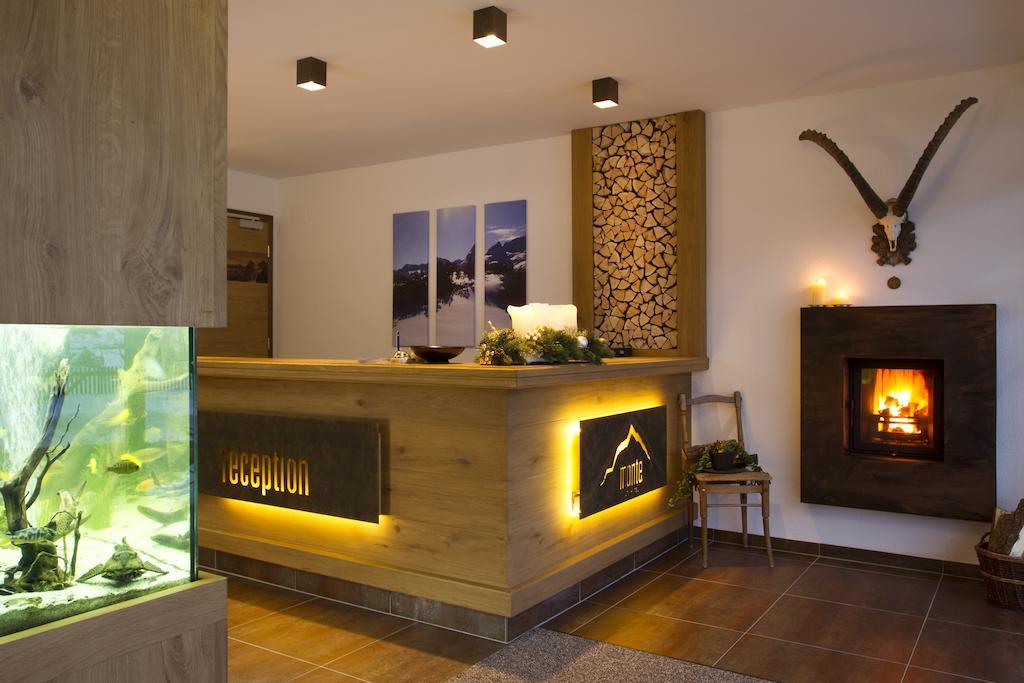 Alpinhotel Monte Superior - Silvretta Card Premium Betrieb Galtuer Ngoại thất bức ảnh