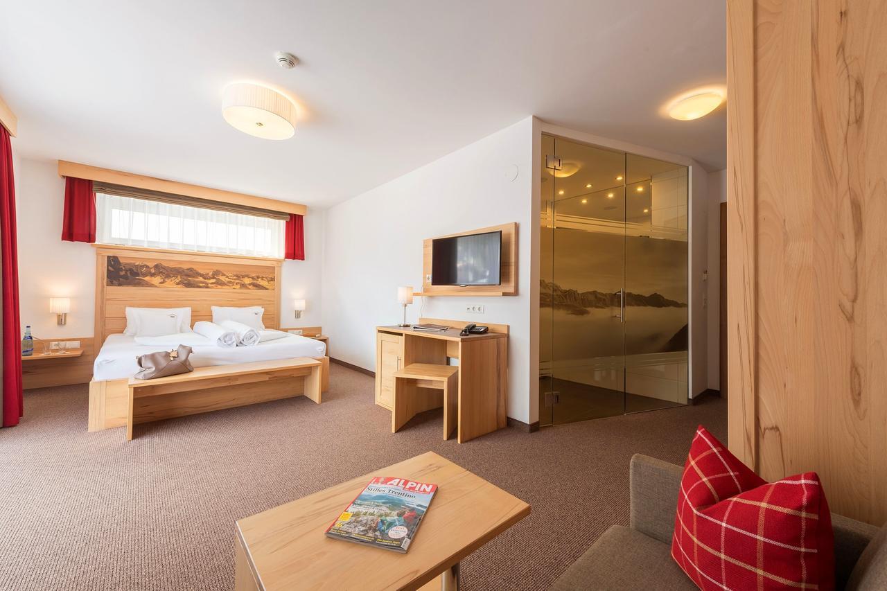 Alpinhotel Monte Superior - Silvretta Card Premium Betrieb Galtuer Ngoại thất bức ảnh